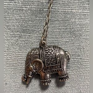 Silver pewter colored elephant pendant necklace. 15 to 18 inches adjusta…